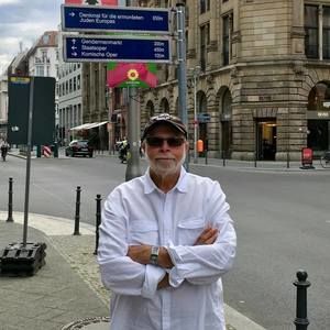 Meet your Posher, Mark